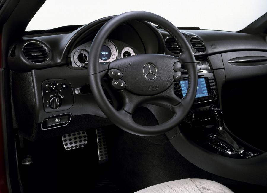  Mercedes-Benz CLK320 CDi Cabriolet 2007 года  (фото 22 из 35)